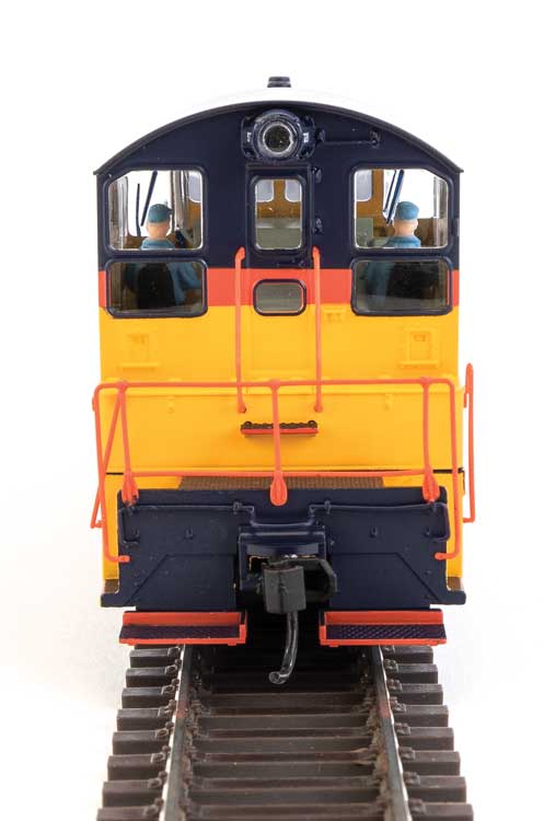 Walthers Mainline 910-10665 HO Scale EMD SW7 Phase II Switcher Chessie System C&O 5239