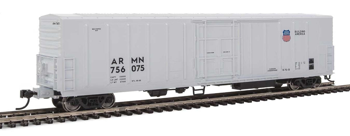 Walthers Mainline 910-3927 HO Scale 57' Mechanical Reefer "UP Building America" ARMN 756075