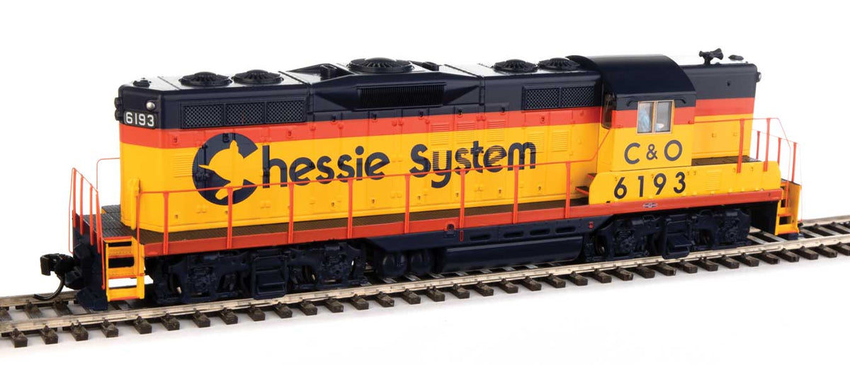 Walthers Mainline 910-10481 HO Scale EMD GP9 High Hood Chessie/C&O 6193