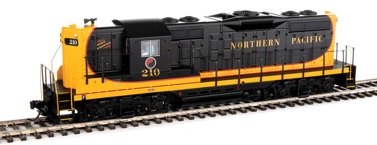  Walthers Mainline 910-10485 HO Scale EMD GP9 High Hood Northern Pacific NP 210