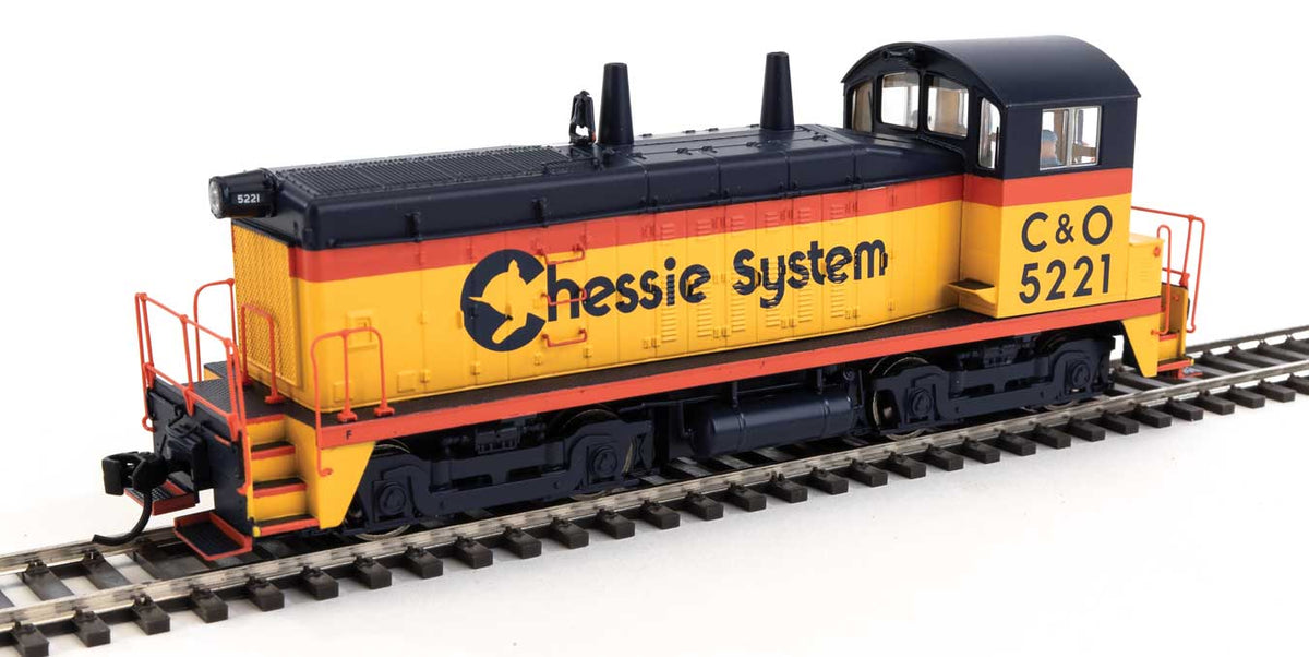  Walthers Mainline 910-10664 HO Scale EMD SW7 Phase II Switcher Chessie System C&O 5221