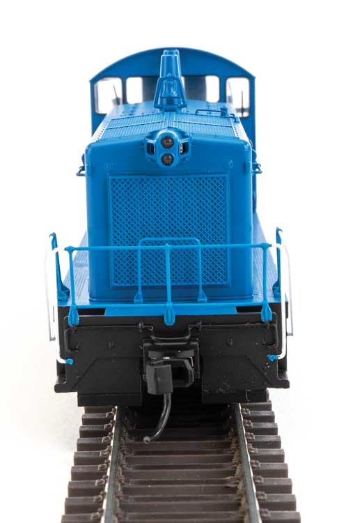  Walthers Mainline 910-10666 HO Scale EMD SW7 Phase II Switcher Conrail CR 8908