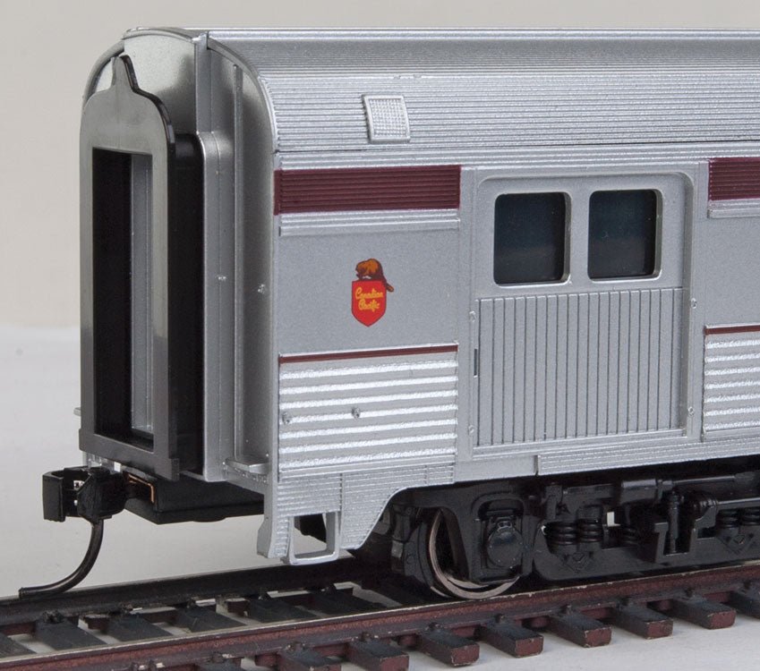  Walthers Mainline 910-30054 HO Scale 85' Budd Baggage Lounge Canadian Pacific CP