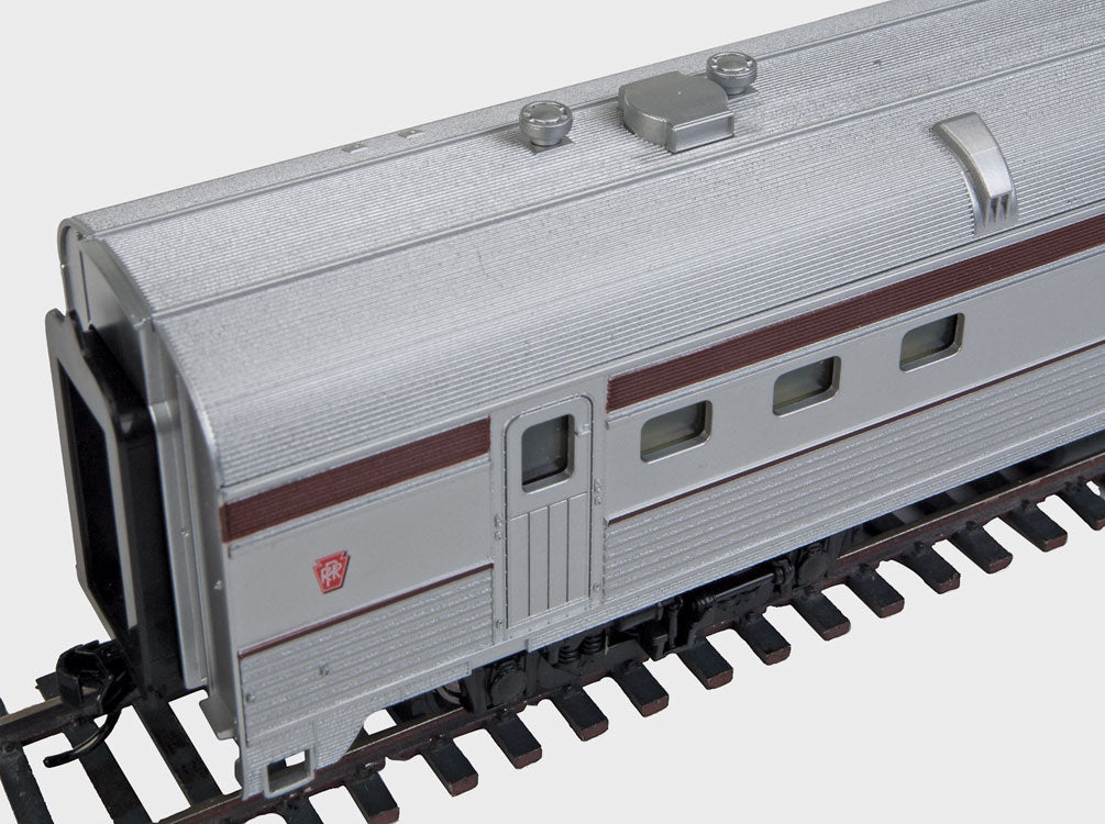  Walthers Mainline 910-30156 HO Scale 85' Budd Diner Pennsylvania PRR