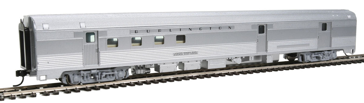 Walthers Mainline 910-30303 HO Scale 85' Budd RPO Car Burlington CB&Q