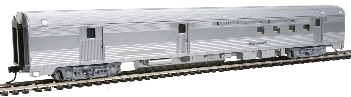  Walthers Mainline 910-30303 HO Scale 85' Budd RPO Car Burlington CB&Q