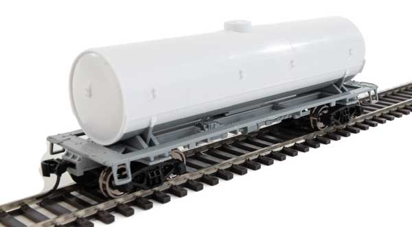  Walthers Mainline 910-48000 HO Scale 36' Chemical Tank Car Undecorated